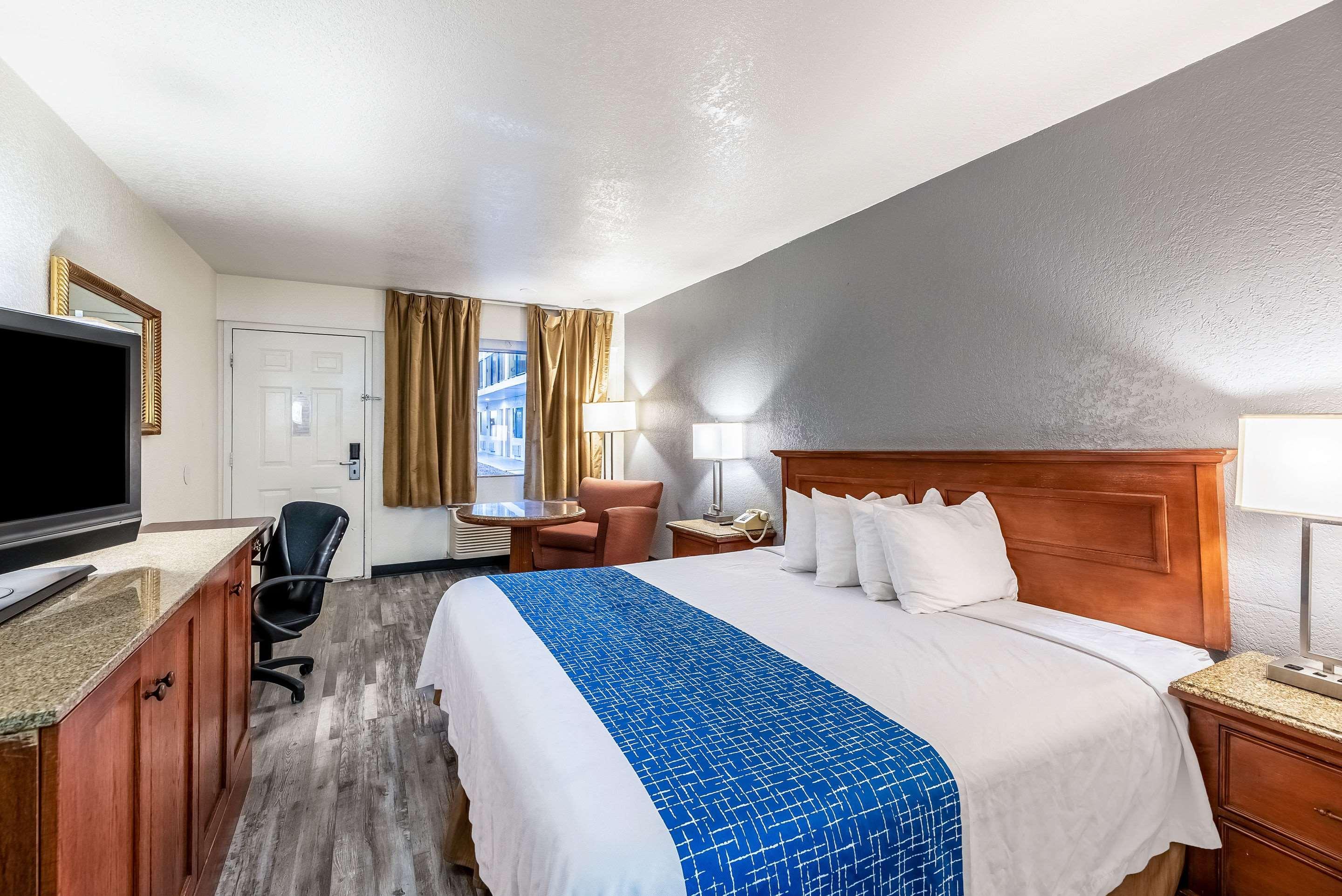 Econo Lodge Phoenix North I-17 Eksteriør bilde