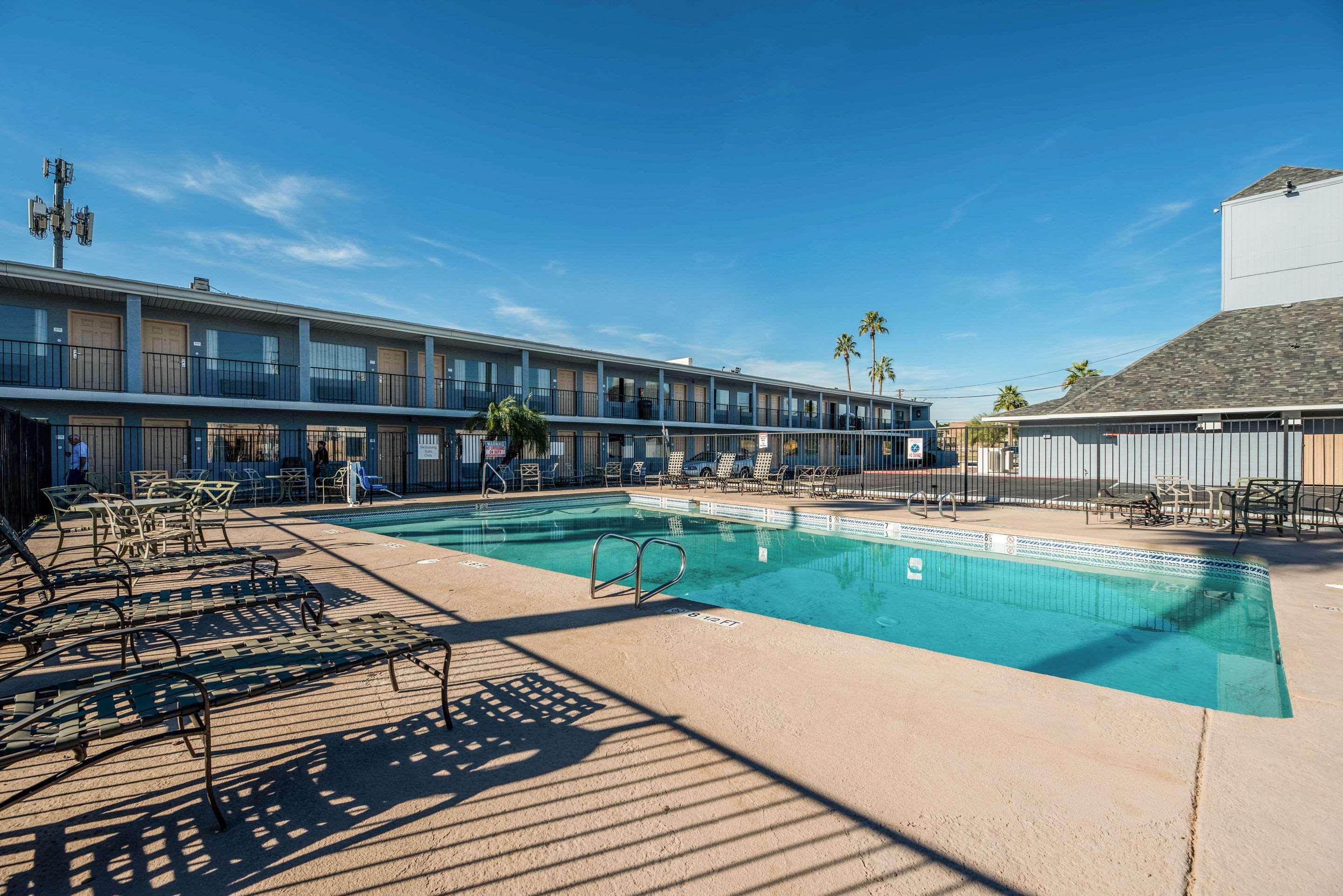 Econo Lodge Phoenix North I-17 Eksteriør bilde